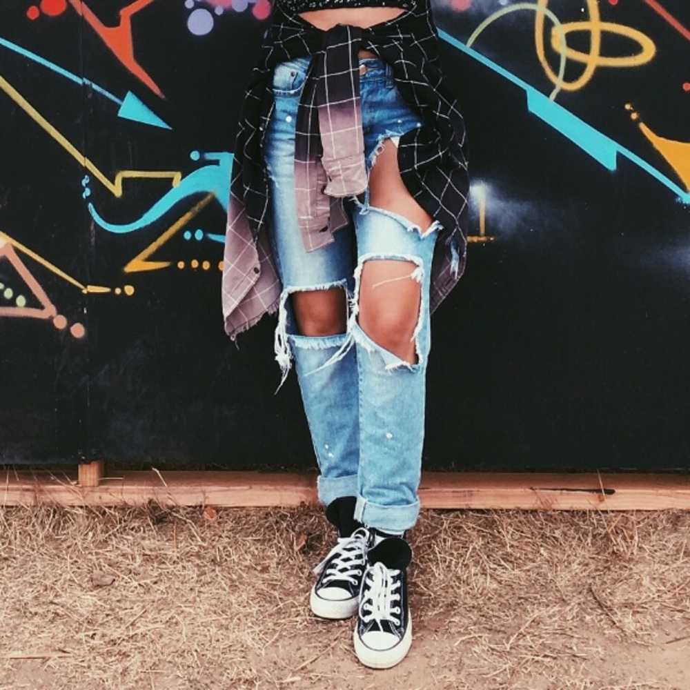 Ripped Jeans (SOLD) BOOHOO🙂